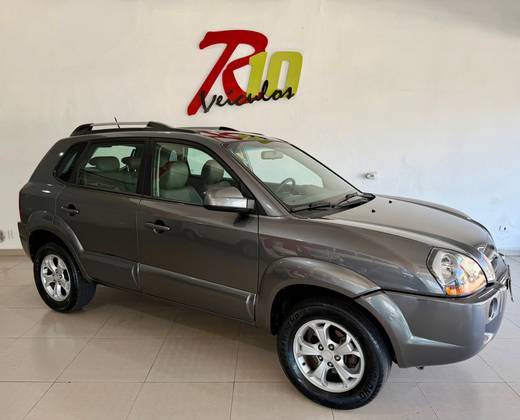 HYUNDAI TUCSON 2.0 MPFI GLS 16V 143CV 2WD FLEX 4P AUTOMÁTICO HYUNDAI TUCSON 2.0 MPFI GLS 16V 143CV 2WD FLEX 4P AUTOMÁTICO